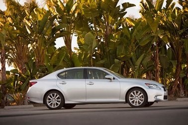 Mẫu Lexus GS đầu tiên dùng hộp số tự động 8 cấp mới