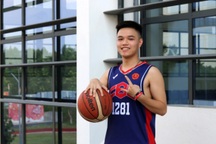 Ước mơ "bóng rổ cho bạn nghèo" của Tiktoker sở hữu IELTS 8.0