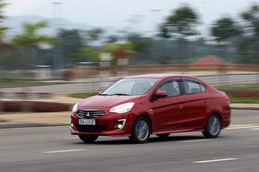 Mitsubishi Attrage: Hấp dẫn ở điểm nào?