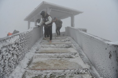 Rét đậm, rét hại kéo dài đến hết tuần, vùng núi có thể mưa tuyết