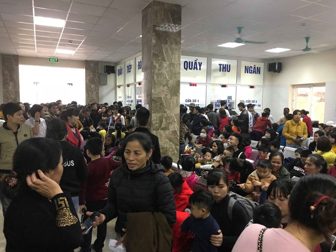 Hà Nội: Tiếp tục thêm hàng trăm bệnh nhân nhi đi xét nghiệm sau sự việc phát hiện sán lợn - Ảnh 9. Hà Nội: Tiếp tục thêm hàng trăm bệnh nhân nhi đi xét nghiệm sau sự việc phát hiện sán lợn - Ảnh 9.