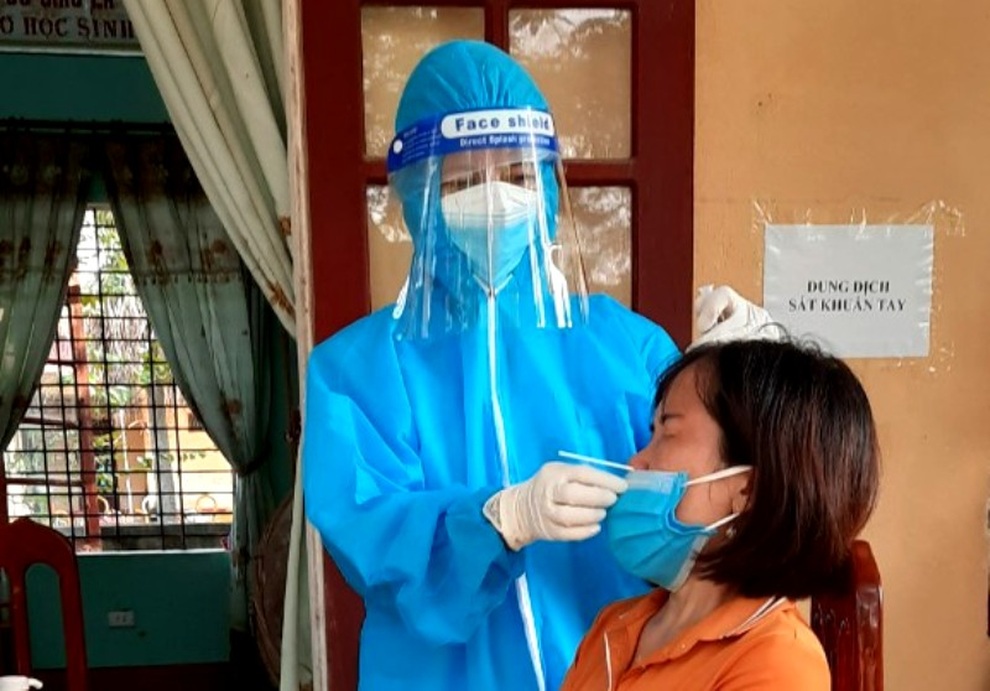 Gần 40.000 học sinh học tập trung, 270 em đang mắc kẹt ở vùng dịch - 1 Gần 40.000 học sinh học tập trung, 270 em đang mắc kẹt ở vùng dịch - 1