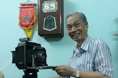 Nghe kể chuyện chụp ảnh Thanh Nga, Thẩm Thúy Hằng…