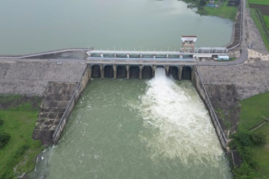 Hồ thủy điện lớn nhất miền Nam xả lũ, nguy cơ ngập ở TPHCM và 2 tỉnh