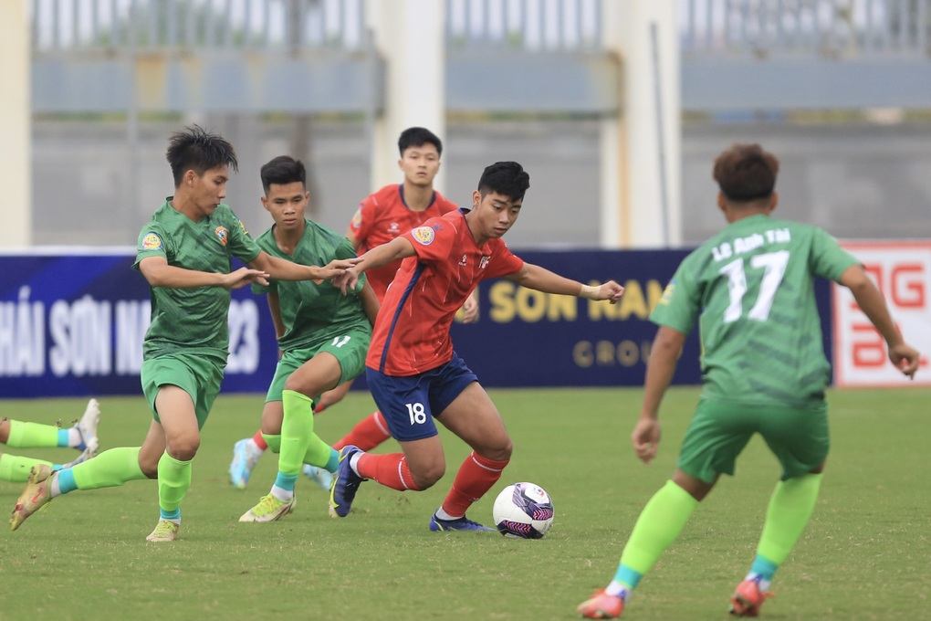 Viettel, SL Nghệ An và PVF vào bán kết giải U17 Quốc gia 2023 - 2 Viettel, SL Nghệ An và PVF vào bán kết giải U17 Quốc gia 2023 - 2
