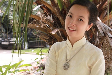 Cô thủ khoa giỏi 8 kỳ liên tiếp của ĐH Giao thông vận tải