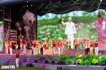 Từ Làng Sen đến Thành phố Hồ Chí Minh