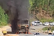 Xe container bốc cháy trên đèo An Khê, giao thông ùn tắc nhiều giờ