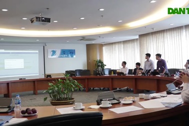 Căng như "dây đàn" bên trong phòng chấm Chung khảo NĐV 2019