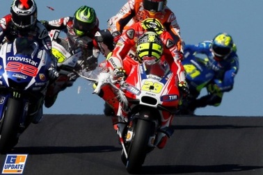 MotoGP 2015 chặng 16: Gay cấn đến giây phút cuối