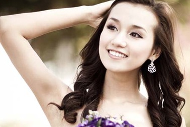 Lã Thanh Huyền xinh tươi sau ngày cưới