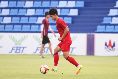 Khuất Văn Khang: "U22 Việt Nam sẽ mang HCV SEA Games về cho người hâm mộ"