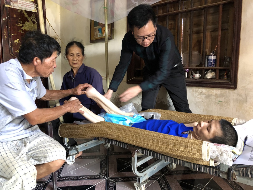 Bạn đọc Dân trí giúp đỡ 2 hoàn cảnh khó khăn tại Nghệ An hơn 120 triệu đồng - 4 Bạn đọc Dân trí giúp đỡ 2 hoàn cảnh khó khăn tại Nghệ An hơn 120 triệu đồng - 4