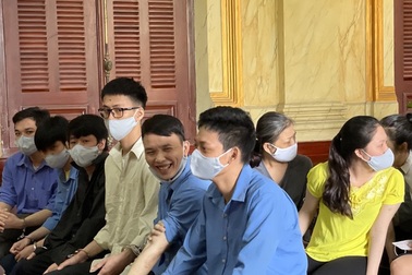 Lý do hàng chục người bán thận cho "nữ quái"