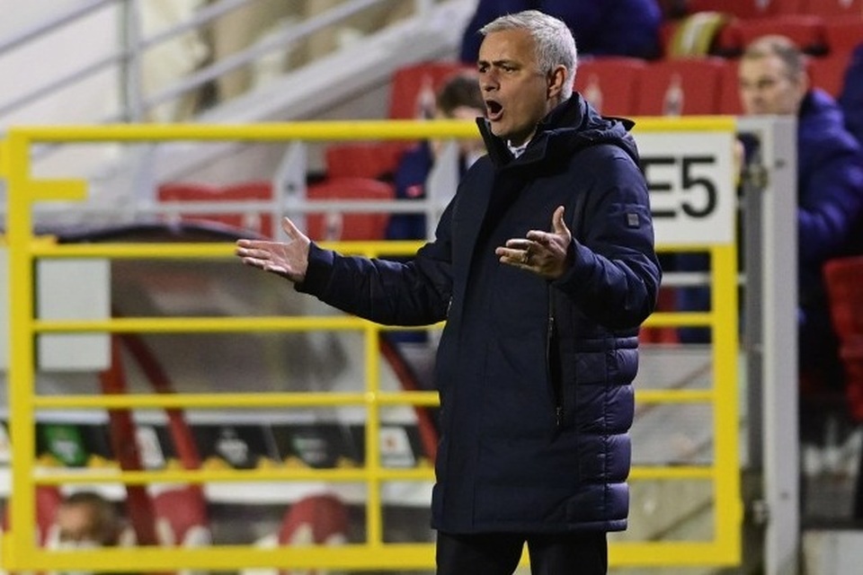 HLV Mourinho nói gì sau trận thua sốc của Tottenham? - 1 HLV Mourinho nói gì sau trận thua sốc của Tottenham? - 1