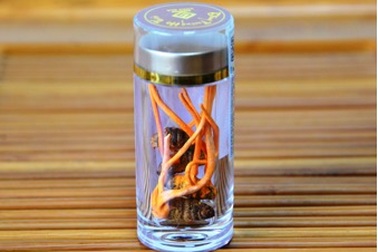 Đông trùng hạ thảo khử gốc tự do phòng ngừa nguy cơ ung thư