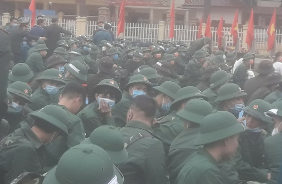 Lễ giao nhận quân đặc biệt trong mùa dịch - 6 Lễ giao nhận quân đặc biệt trong mùa dịch - 6