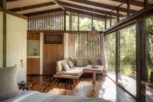 Ngôi nhà tiện nghi có tường được đúc từ thùng carton tái chế