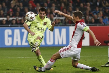 Messi cân bằng kỷ lục của Raul: Người khổng lồ cất tiếng