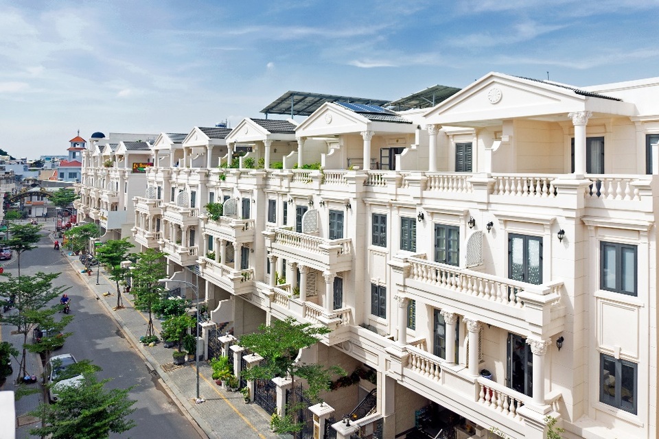 Bất động sản nào đang cạnh tranh với khu Đông? - 2 Bất động sản nào đang cạnh tranh với khu Đông? - 2