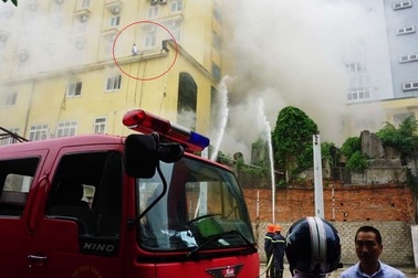 Vụ cháy khách sạn - karaoke - bar Avatar: Phát hiện một người tử vong