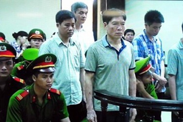 Xét xử vụ án Dương Tự Trọng “Lợi dụng chức vụ quyền hạn trong khi thi hành công vụ”