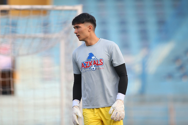 Thủ môn thử việc Liverpool háo hức chờ đấu đội tuyển Việt Nam