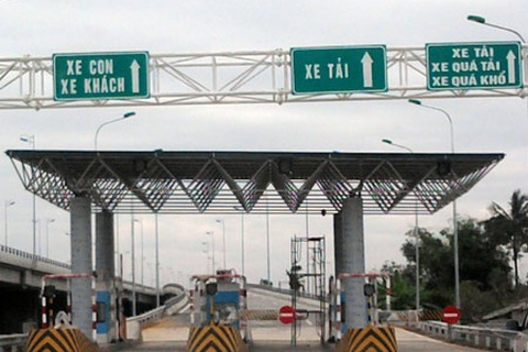 Giảm phí và giá một số dịch vụ giao thông từ hôm nay