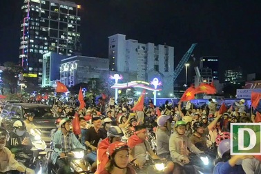 Hàng trăm đối tượng quá khích sau chiến thắng của U23 Việt Nam