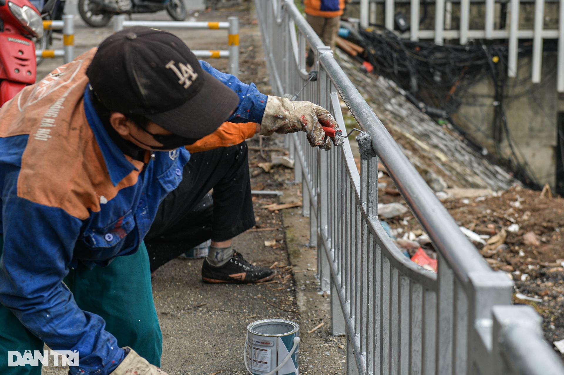 Làn đường đầu tiên dành riêng cho xe đạp ở Hà Nội thành hình - 10