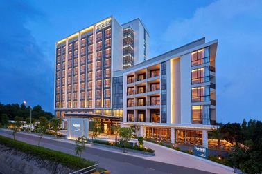Khách sạn Fairfield by Marriott South Binh Duong thắng giải Best Hotels - Resorts Awards 2021