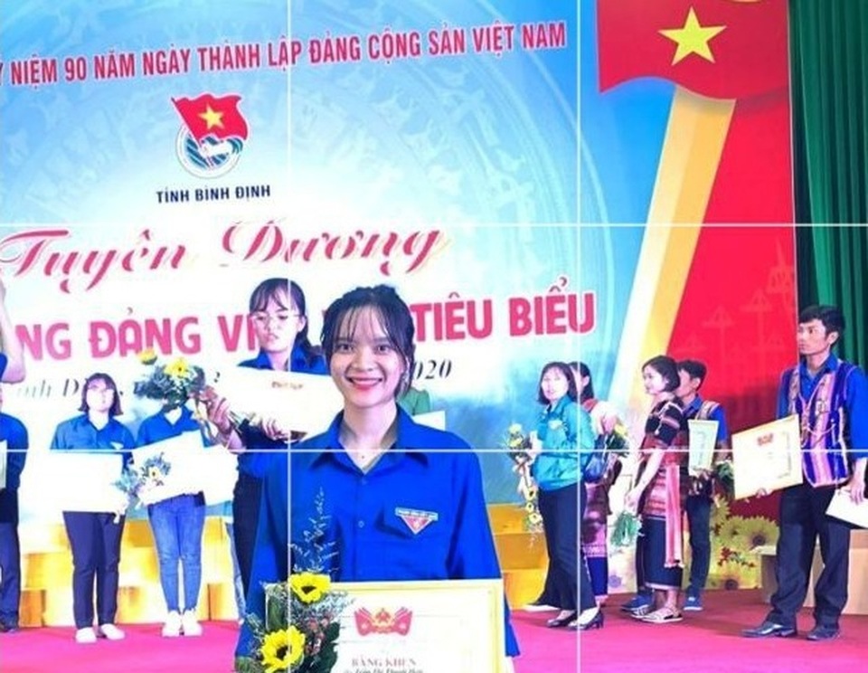 Nữ Đảng viên trẻ tiêu biểu: “Không làm điều có ích mỗi ngày là lãng phí tuổi trẻ” - 2 Nữ Đảng viên trẻ tiêu biểu: “Không làm điều có ích mỗi ngày là lãng phí tuổi trẻ” - 2