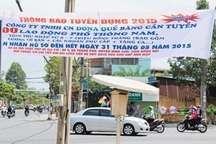 Doanh nghiệp treo biển tuyển dụng khắp nơi